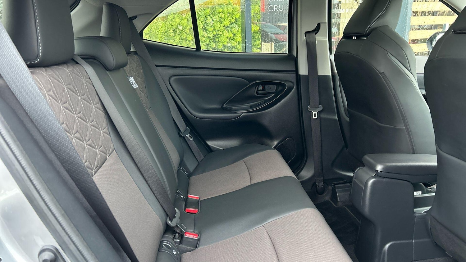 Used Toyota Yaris Cross 2023 for sale - 77456042: Photo 16