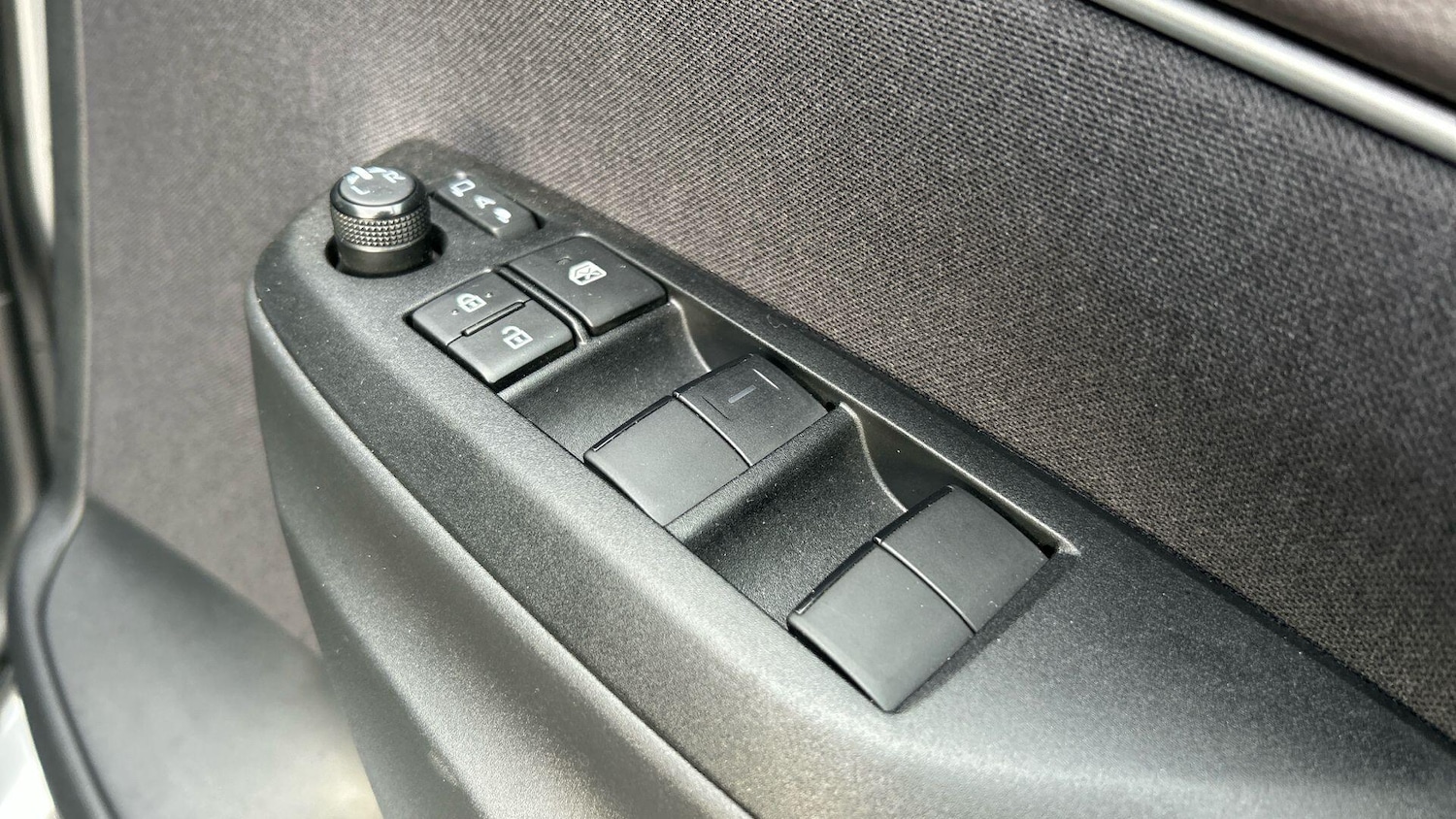 Used Toyota Yaris Cross 2023 for sale - 77456042: Photo 41