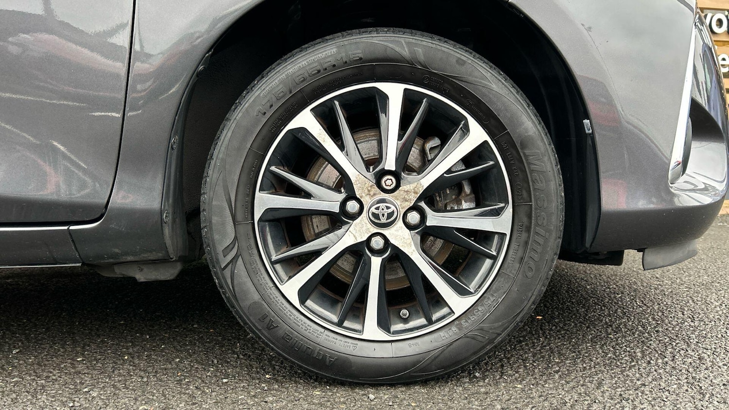 Used Toyota Yaris 2019 for sale - 77425753: Photo 19