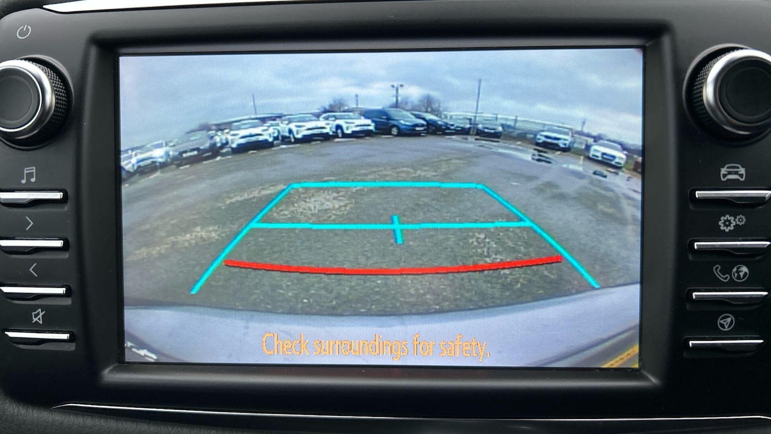 Used Toyota Yaris 2019 for sale - 77425753: Photo 20