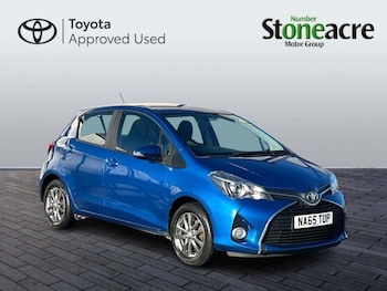 Used Toyota Yaris 2015 for sale - 76607383: Photo