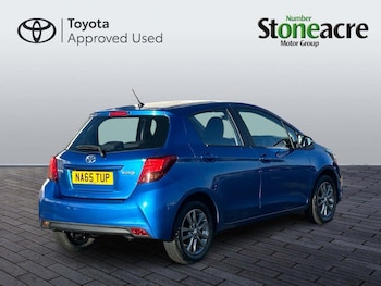 Used Toyota Yaris 2015 for sale - 76607383: Photo