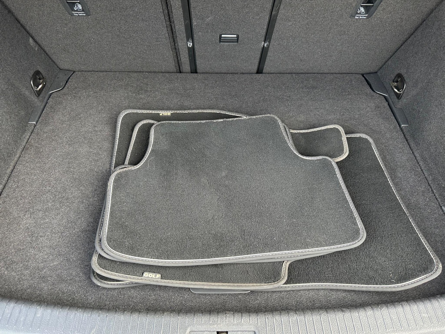 Used Volkswagen Golf 2014 for sale - 76398890: Photo 17