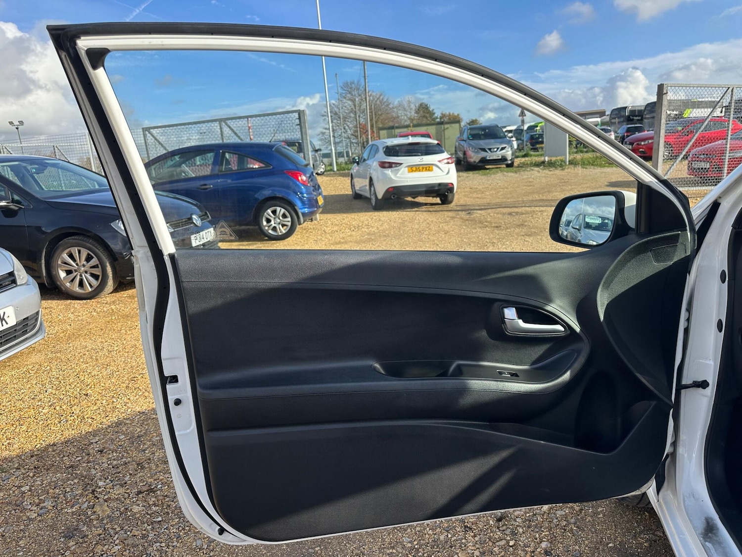 Used Kia Picanto 2014 for sale - 76158799: Photo 30