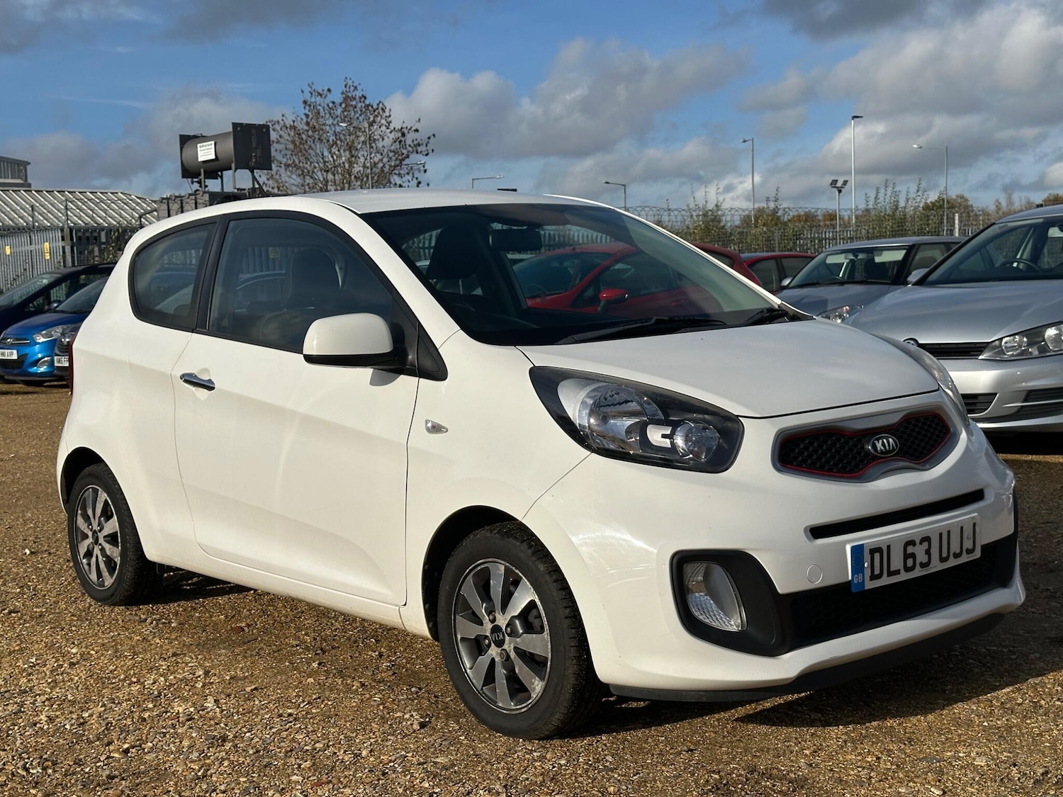 Used Kia Picanto 2014 for sale - 76158799: Photo 8
