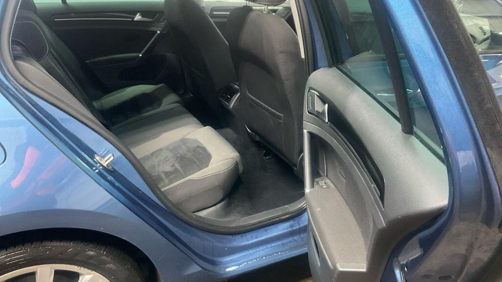 Used Volkswagen Golf 2014 for sale - 77462163: Photo 9