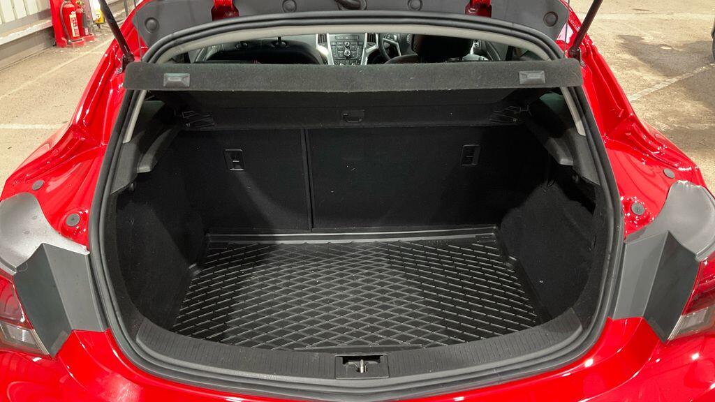 Used Vauxhall Astra GTC 2013 for sale - 76446515: Photo 8