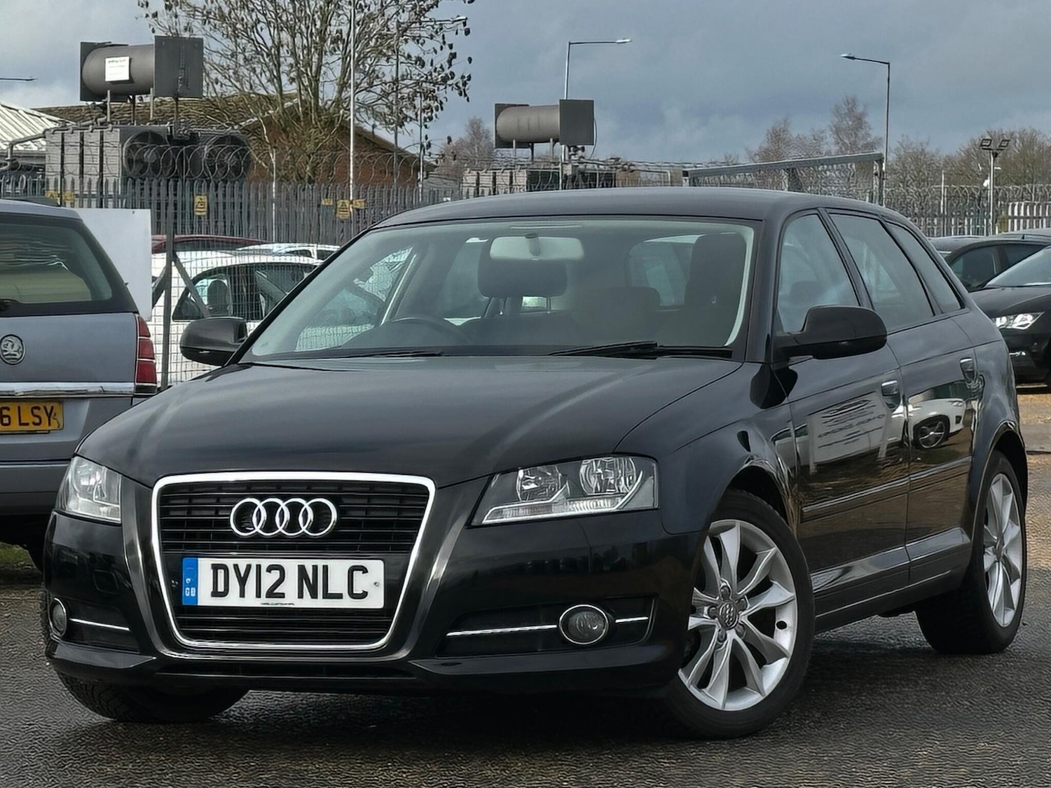Used Audi A3 2012 for sale - 77462130: Photo 2