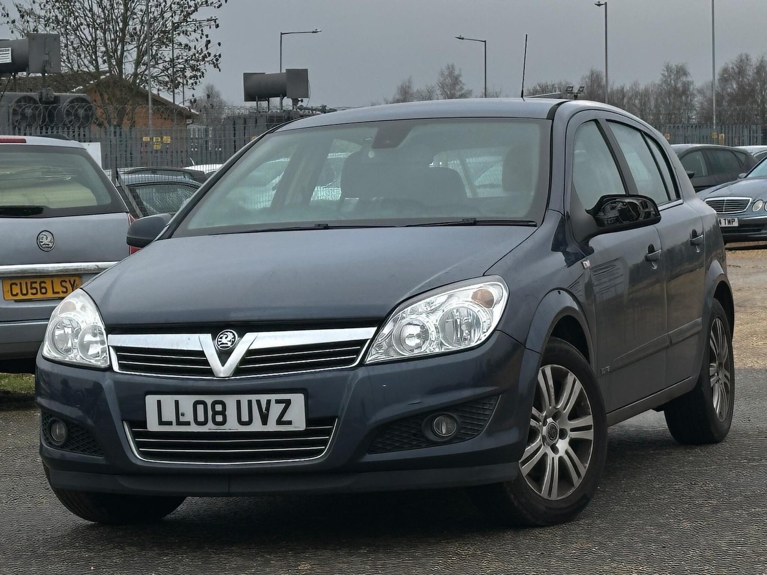 Used Vauxhall Astra 2008 for sale - 77462157: Photo 2