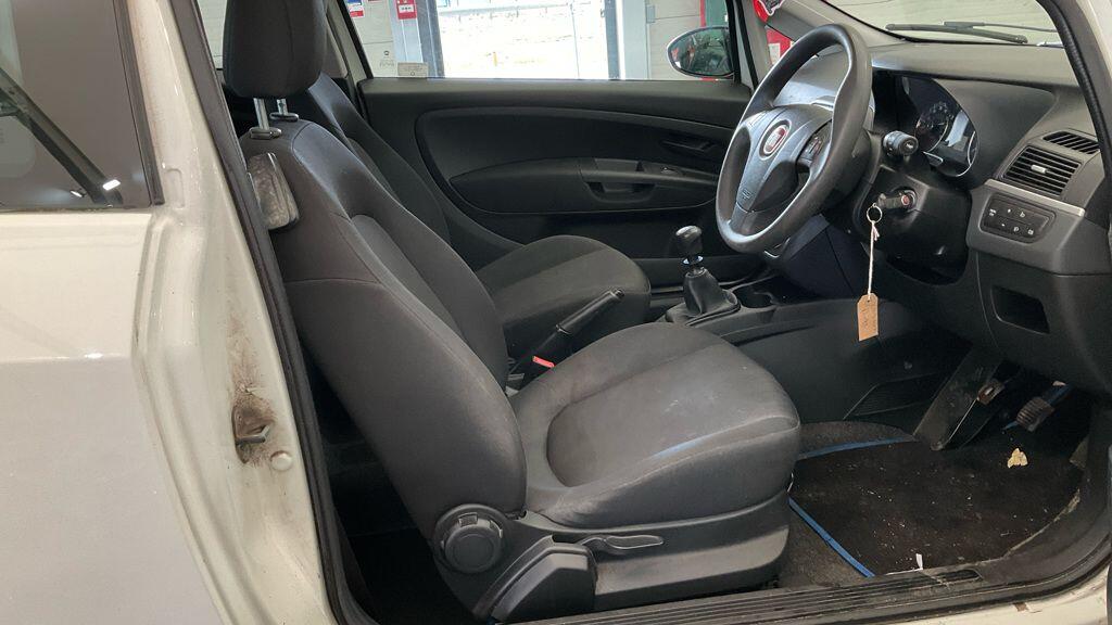 Used Fiat Punto 2013 for sale - 78170862: Photo 10
