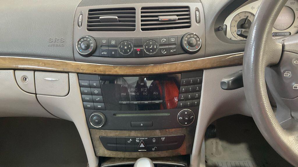 Used Mercedes-Benz E Class 2004 for sale - 77462139: Photo 12