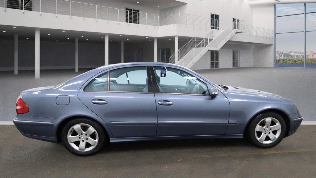Used Mercedes-Benz E Class 2004 for sale - 77462139: Photo 6