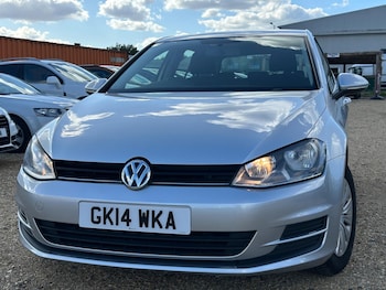 Used Volkswagen Golf 2014 for sale - 76166935: Photo 2