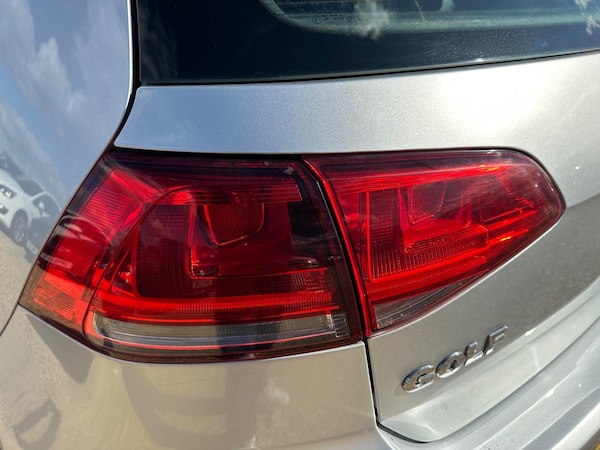 Used Volkswagen Golf 2014 for sale - 76166935: Photo 31
