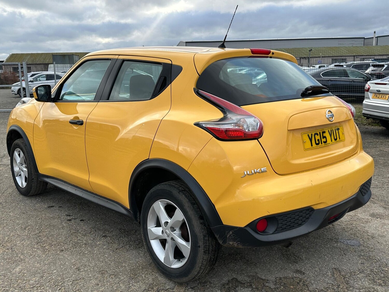 Used Nissan Juke 2015 for sale - 77637363: Photo 16
