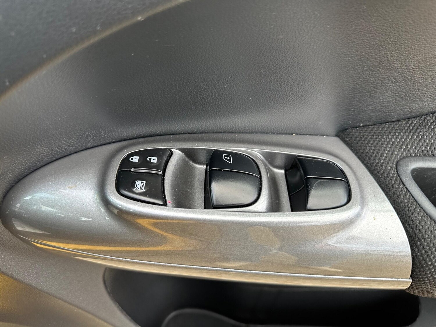 Used Nissan Juke 2015 for sale - 77637363: Photo 45