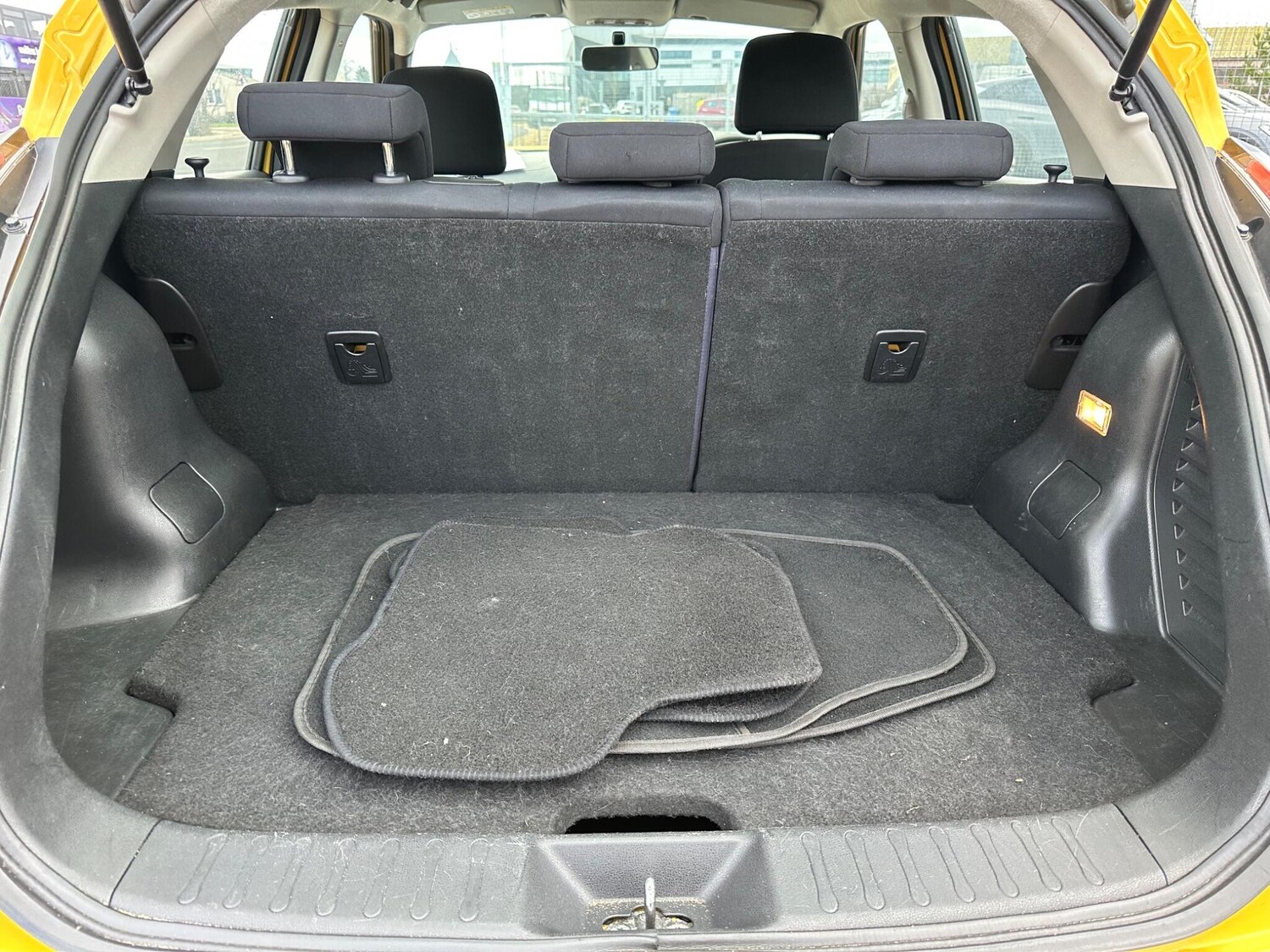 Used Nissan Juke 2015 for sale - 77637363: Photo 48