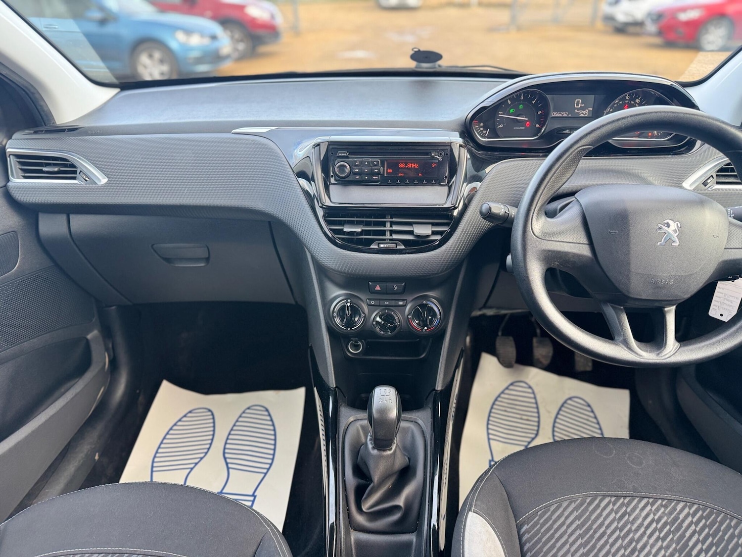 Used Peugeot 2008 2014 for sale - 77462122: Photo 11