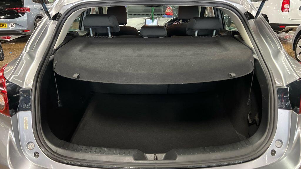 Used Mazda Mazda3 for sale - 77659061: Photo 9