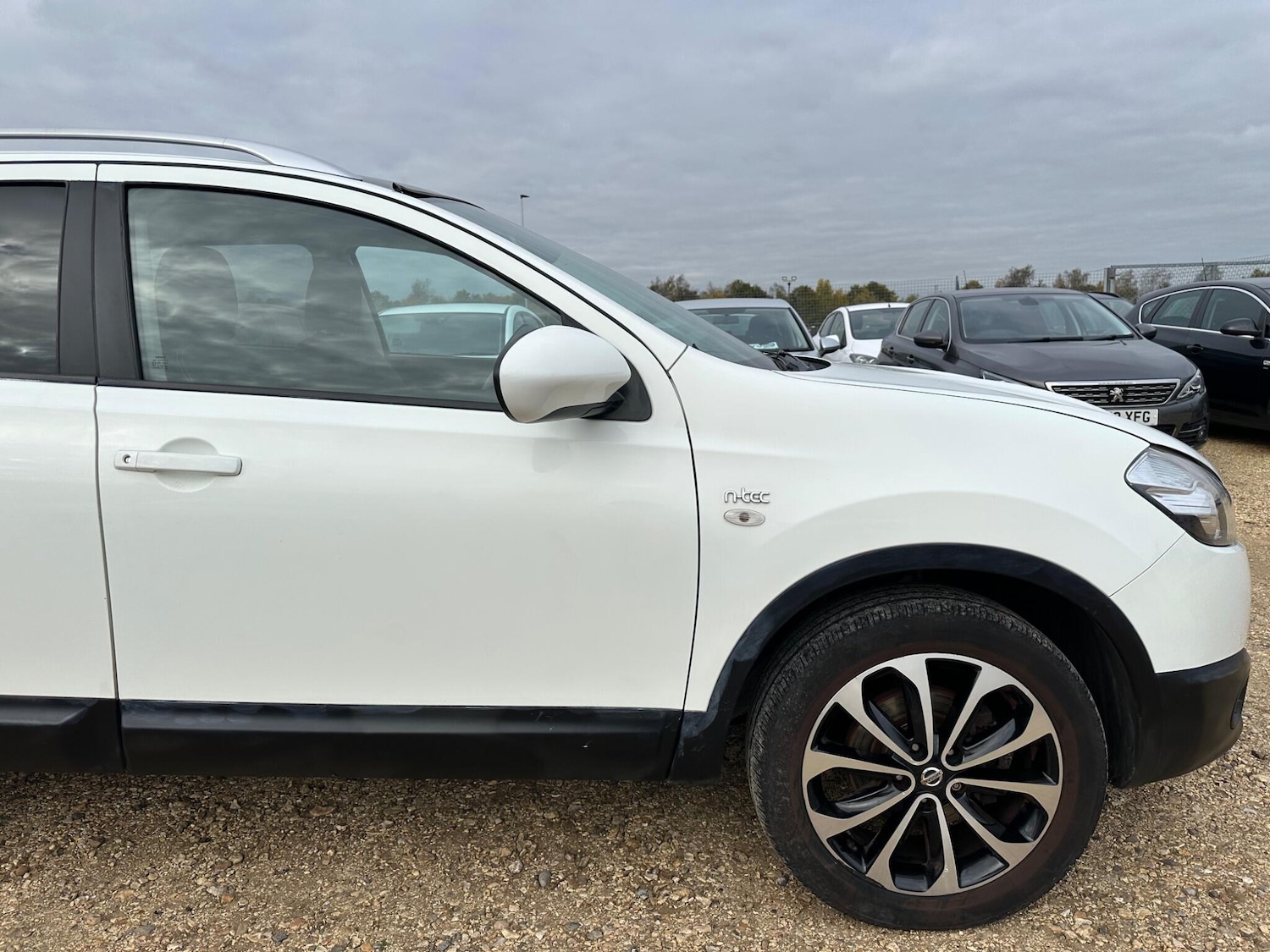 Used Nissan Qashqai+2 2011 for sale - 77462131: Photo 18