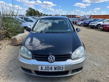 Used Volkswagen Golf 2004 for sale - 79609347: Photo