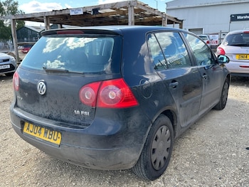 Used Volkswagen Golf 2004 for sale - 79609347: Photo