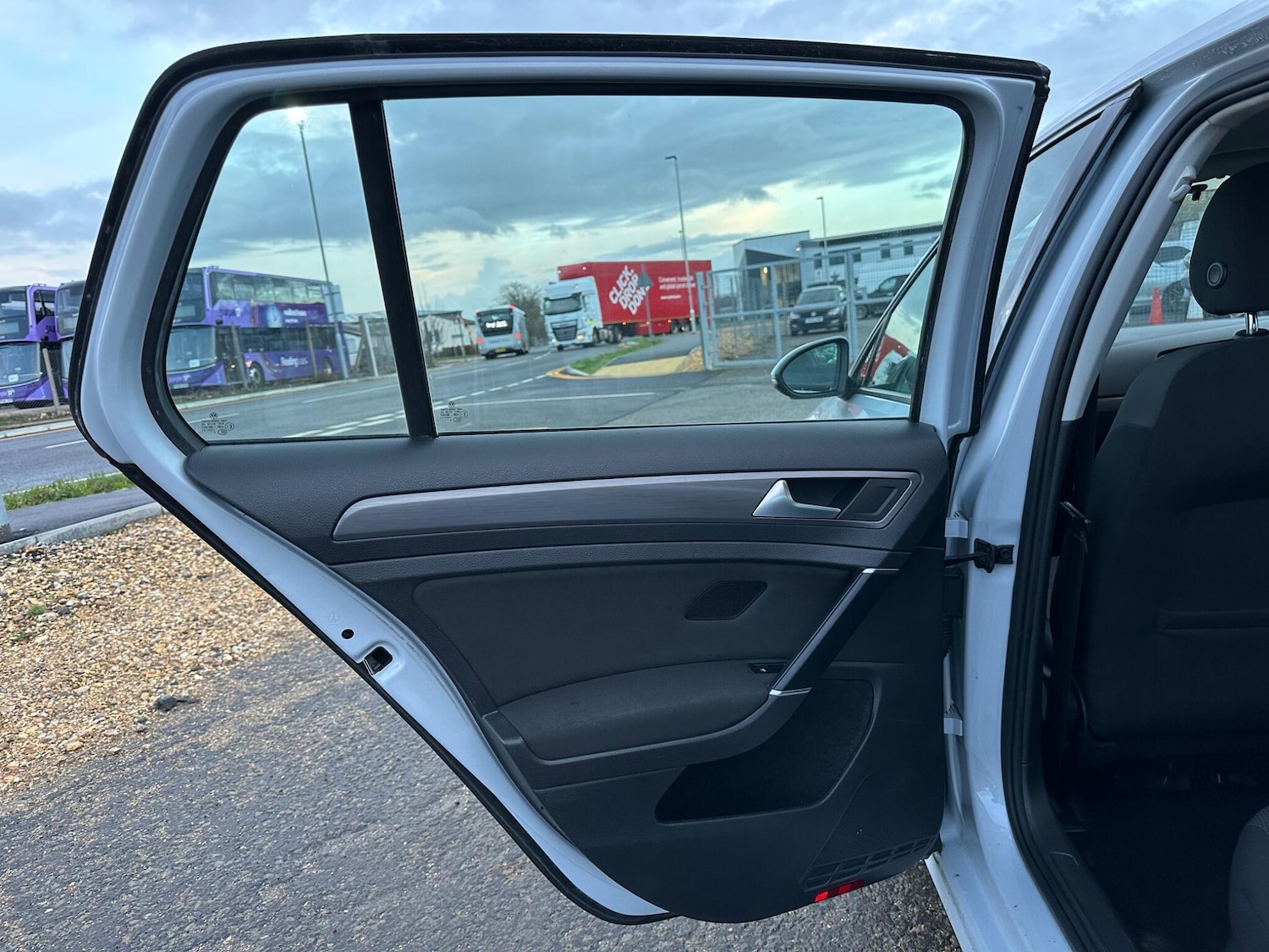 Used Volkswagen Golf 2018 for sale - 77793773: Photo 29