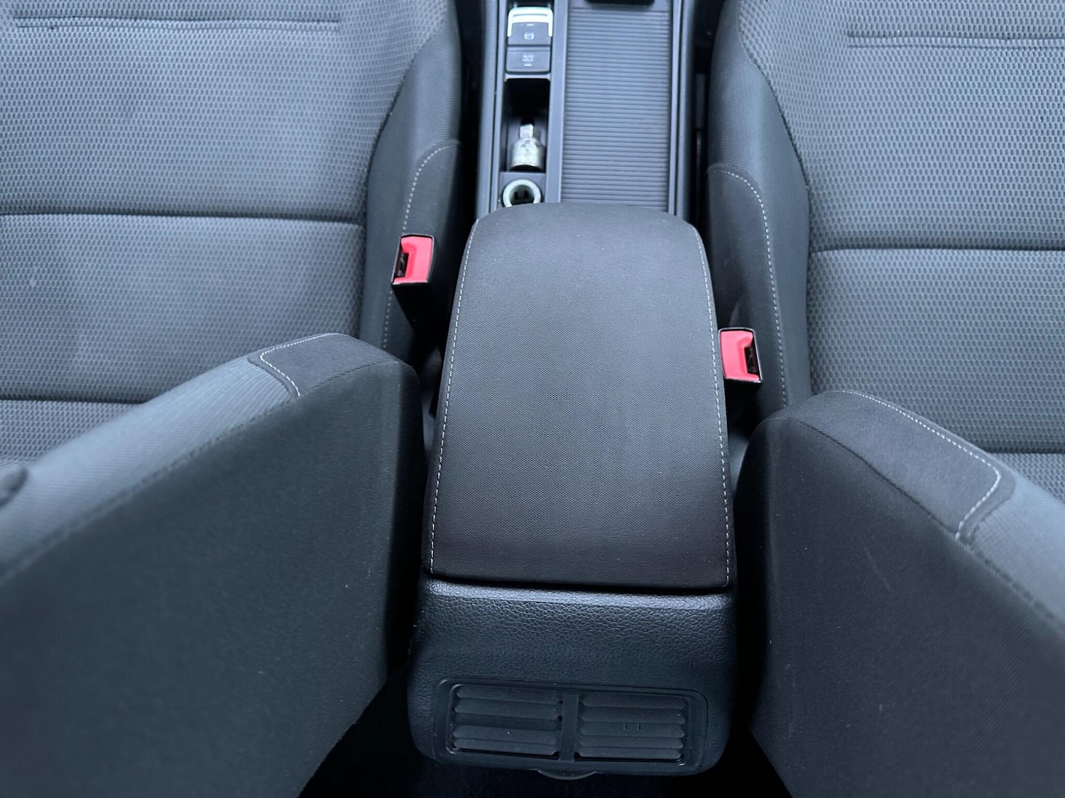 Used Volkswagen Golf 2018 for sale - 77793773: Photo 58