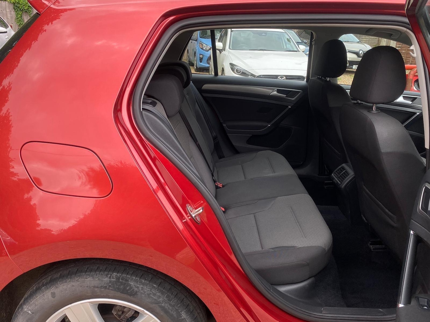 Used Volkswagen Golf 2015 for sale - 76585130: Photo 21