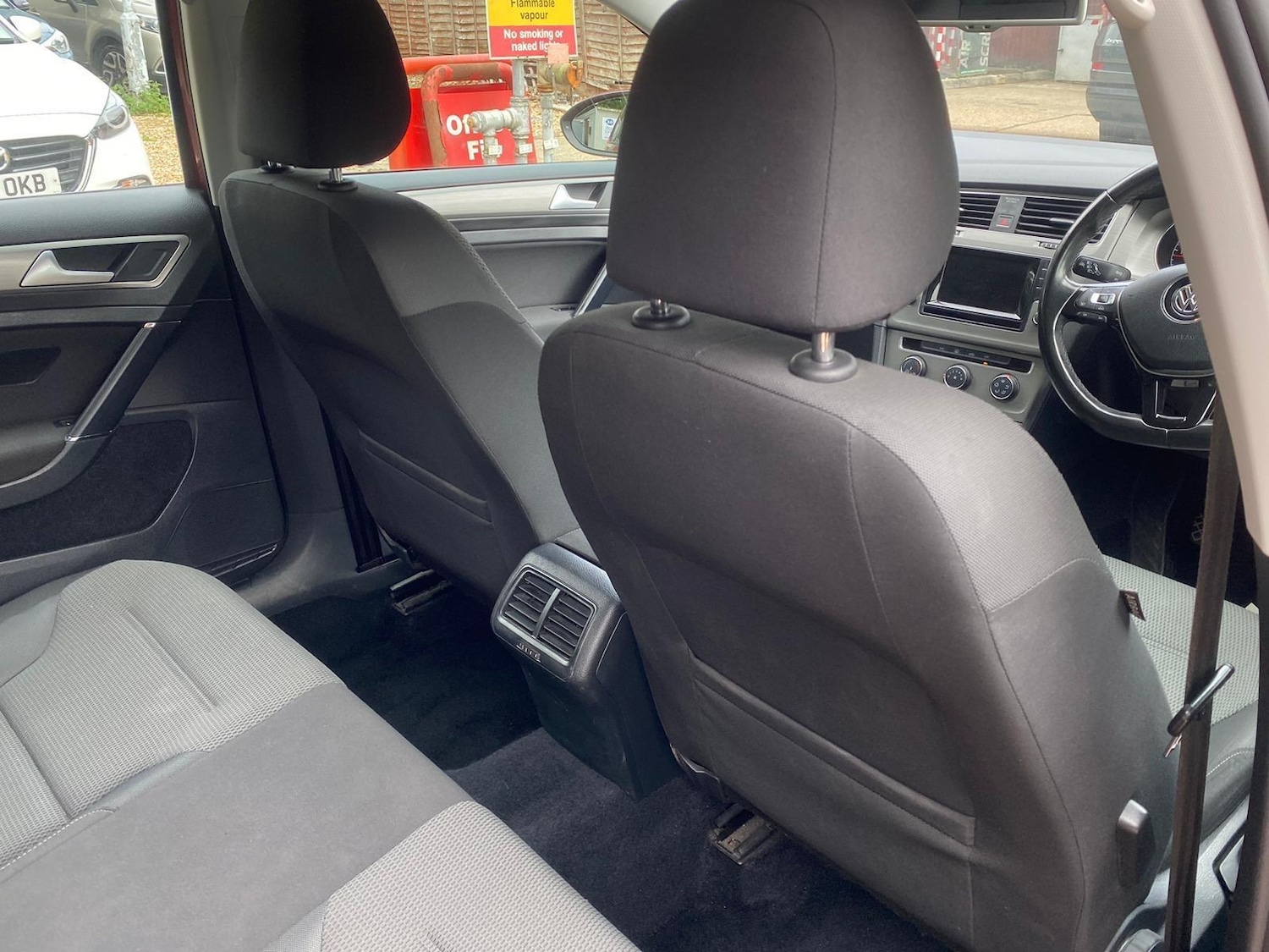 Used Volkswagen Golf 2015 for sale - 76585130: Photo 23