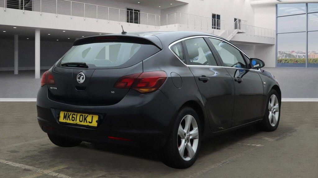 Used Vauxhall Astra 2011 for sale - 77538349: Photo 4