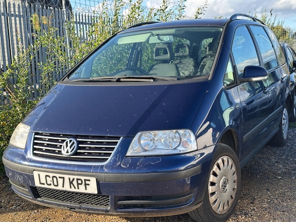 Used Volkswagen Sharan 2007 for sale - 76167325: Photo 1
