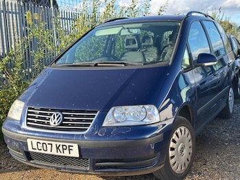 Volkswagen - Sharan