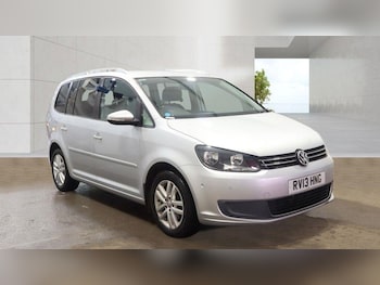 Used Volkswagen Touran 2013 for sale - 78184569: Photo