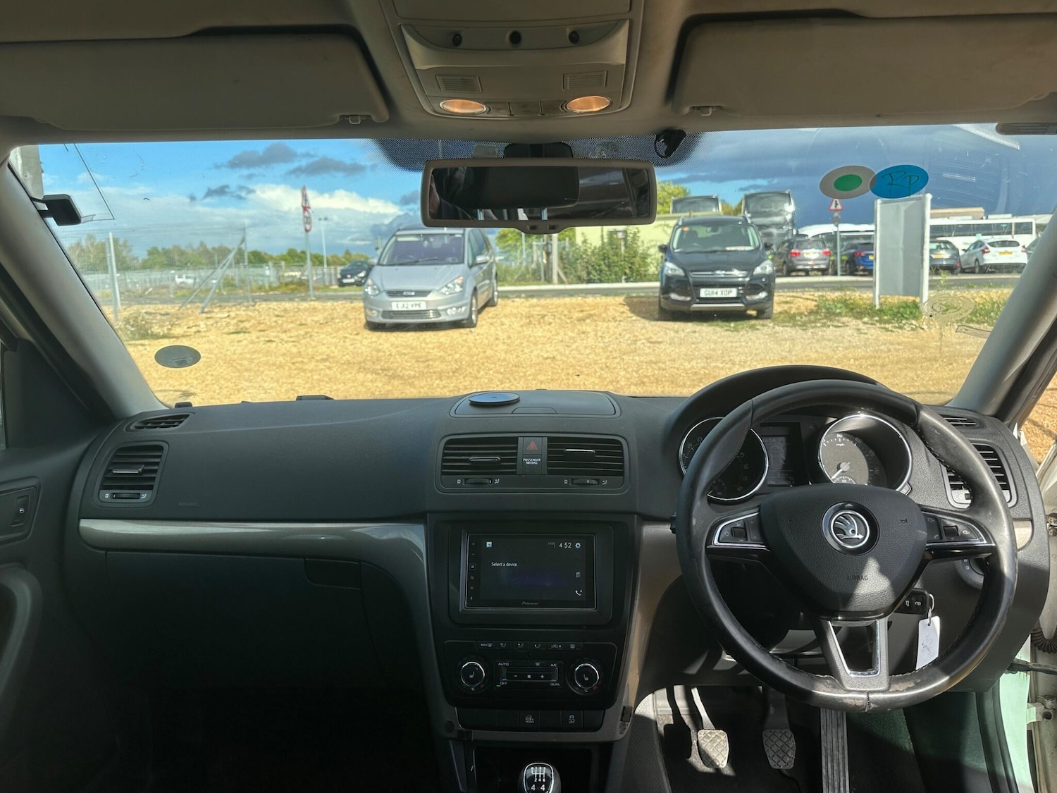 Used Skoda Yeti 2014 for sale - 76158703: Photo 14