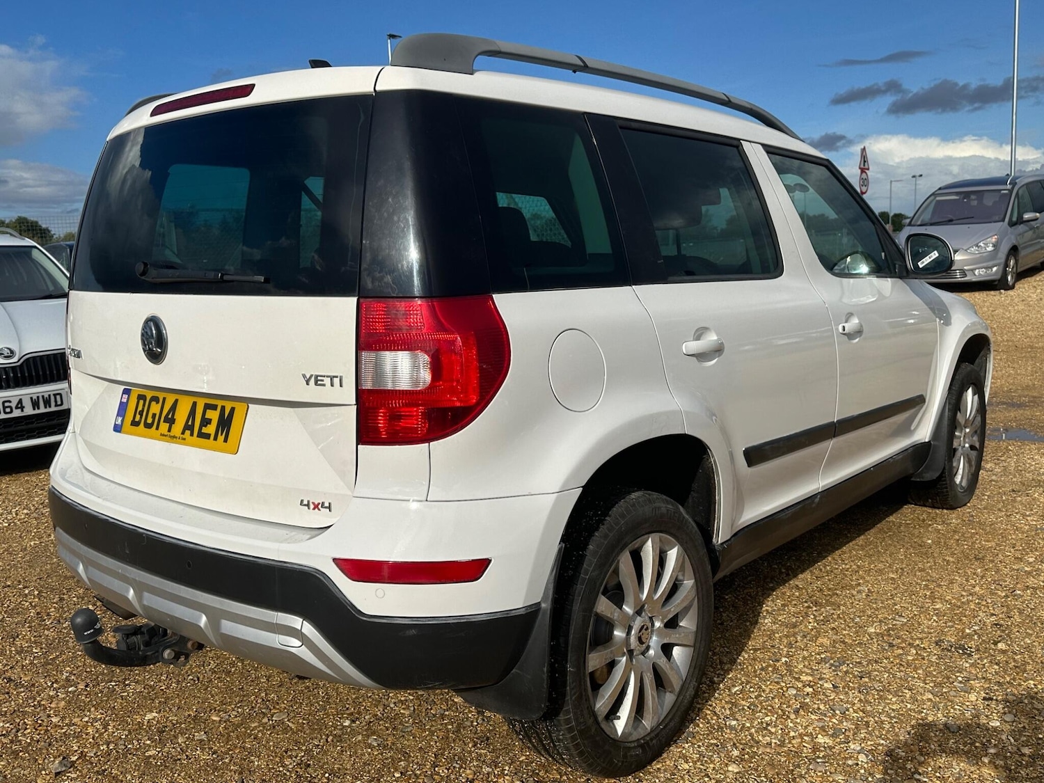 Used Skoda Yeti 2014 for sale - 76158703: Photo 5