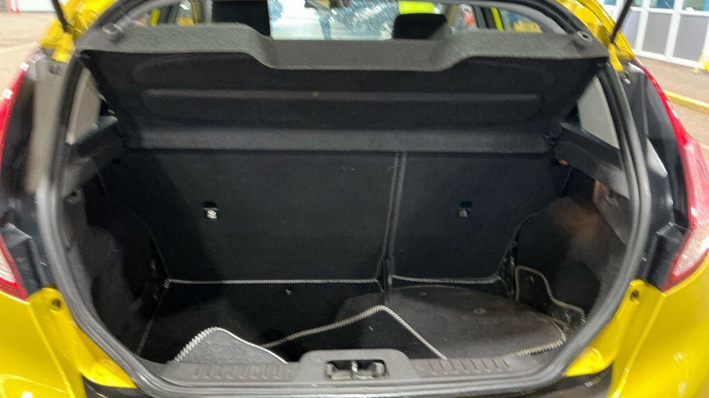 Used Ford Fiesta 2014 for sale - 77956983: Photo 7