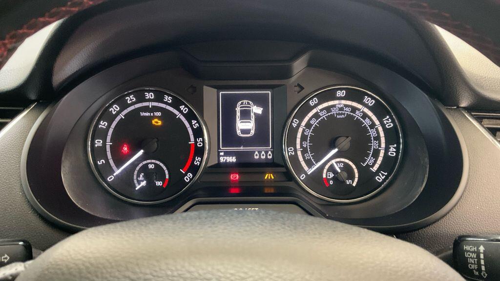 Used Skoda Octavia 2014 for sale - 77462129: Photo 11