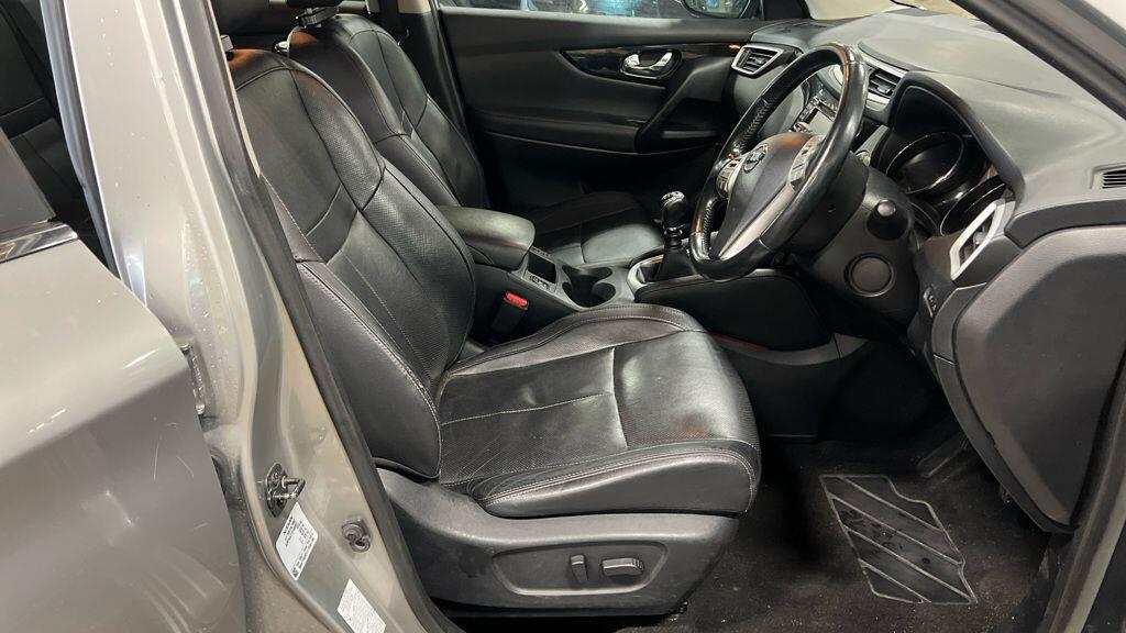 Used Nissan Qashqai 2015 for sale - 76572237: Photo 10