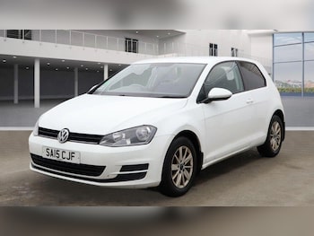 Used Volkswagen Golf 2015 for sale - 76167025: Photo 2