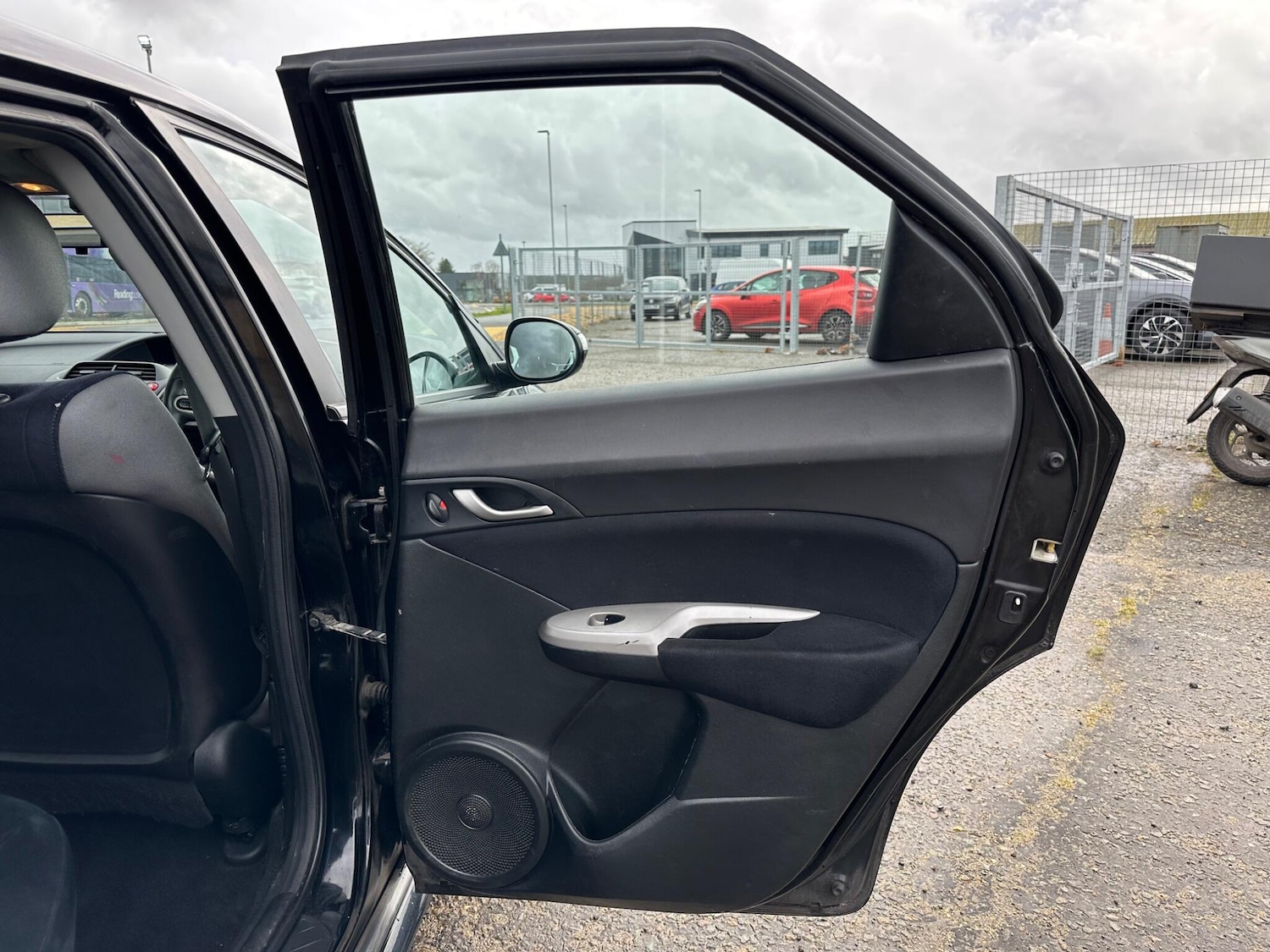 Used Honda Civic 2009 for sale - 77462153: Photo 23