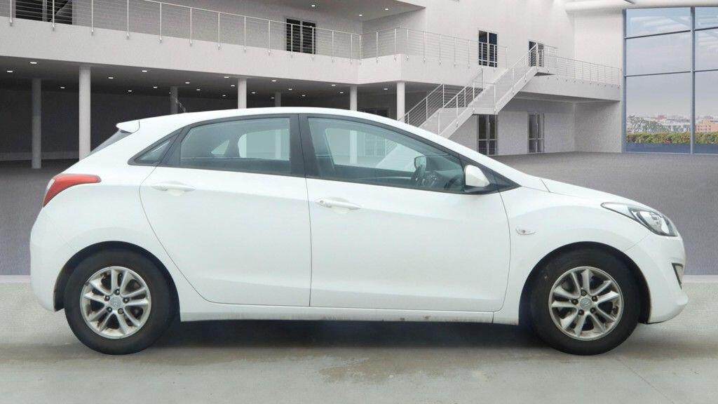 Used Hyundai i30 2014 for sale - 77538182: Photo 6