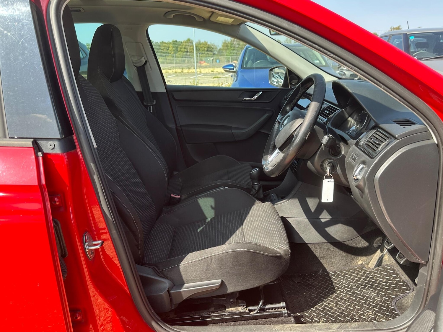 Used Skoda Rapid Spaceback 2014 for sale - 76158873: Photo 28