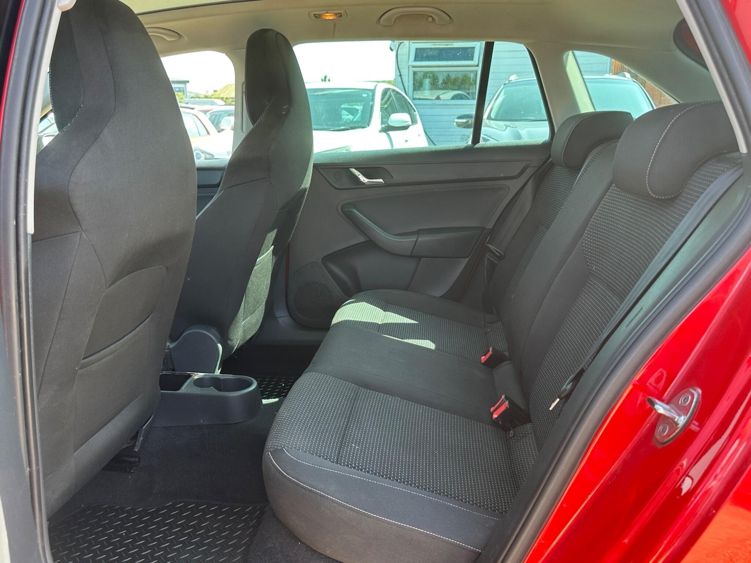 Used Skoda Rapid Spaceback 2014 for sale - 76158873: Photo 31