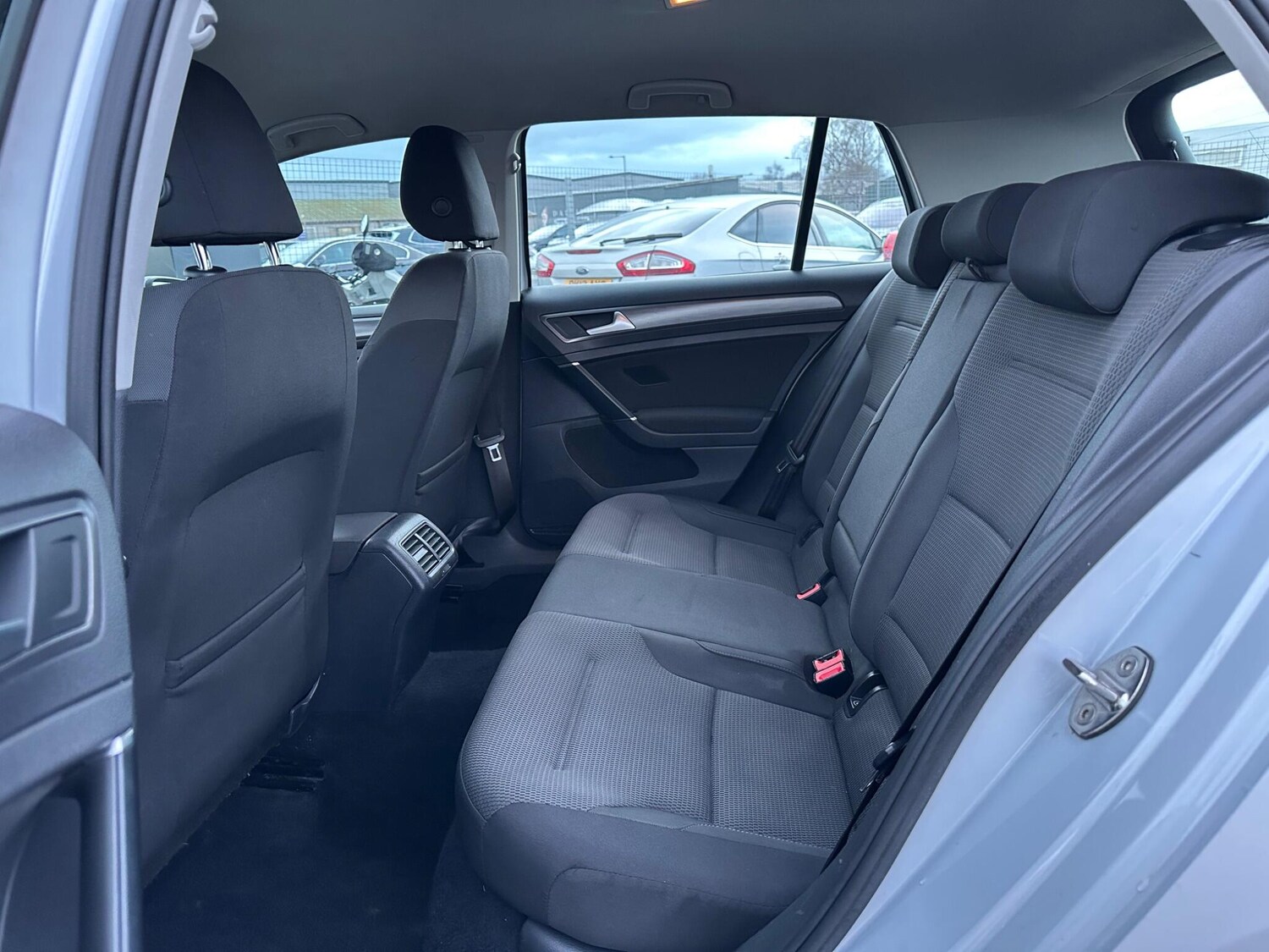 Used Volkswagen Golf 2018 for sale - 77462133: Photo 34