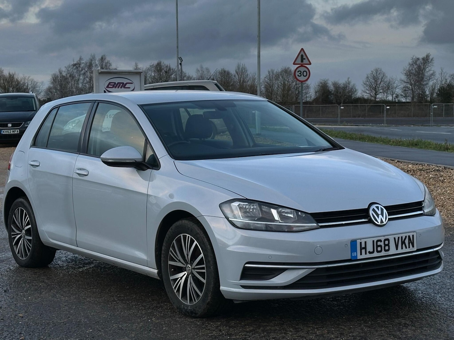 Used Volkswagen Golf 2018 for sale - 77462133: Photo 4