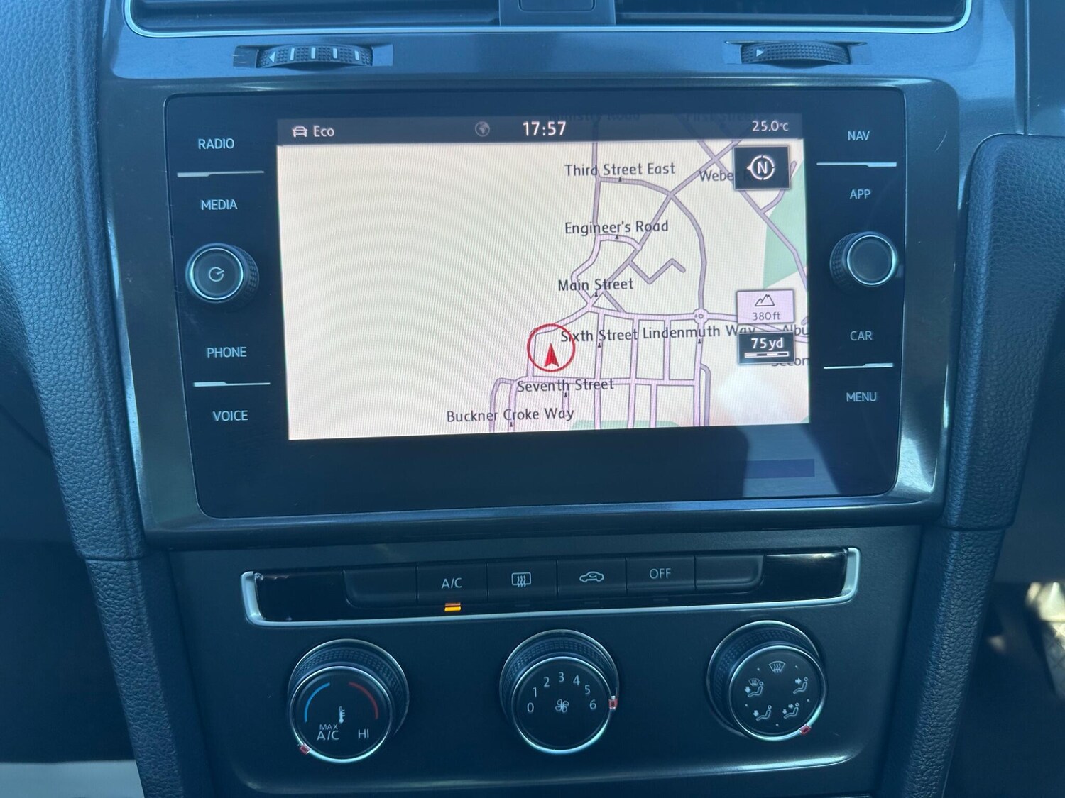 Used Volkswagen Golf 2018 for sale - 77462133: Photo 54