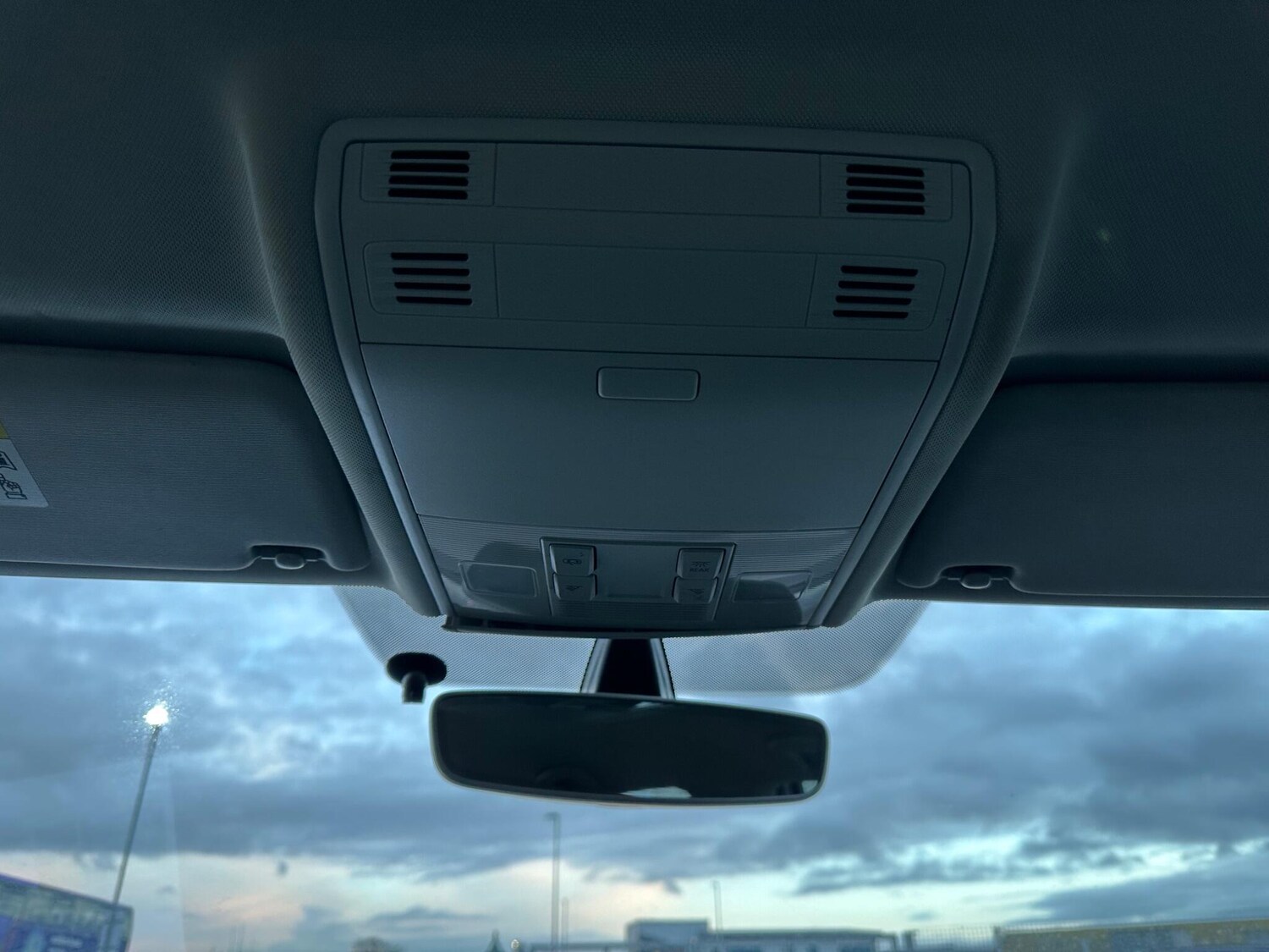 Used Volkswagen Golf 2018 for sale - 77462133: Photo 56