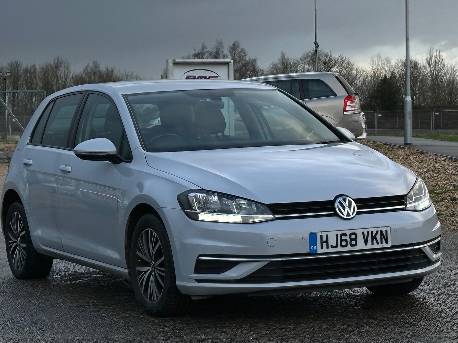 Used Volkswagen Golf 2018 for sale - 77462133: Photo 8