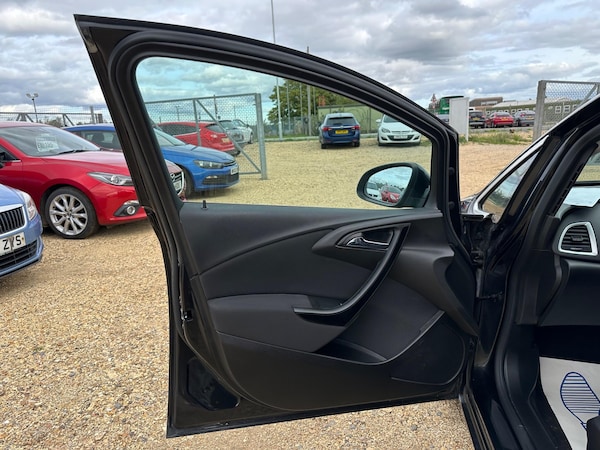 Used Vauxhall Astra 2014 for sale - 76238723: Photo 32